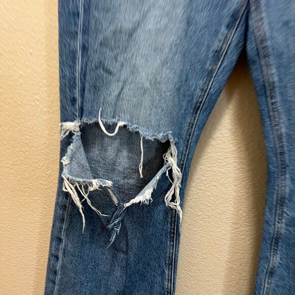 American Eagle Highest Rise 90's Flare Distressed Jeans Denim Medium Wash Sz 6 - Picture 4 of 9